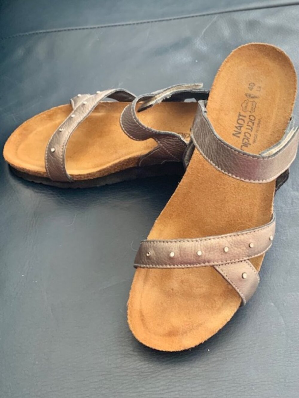 Naot Pewter/Gold Sandals - Size 40/8.5